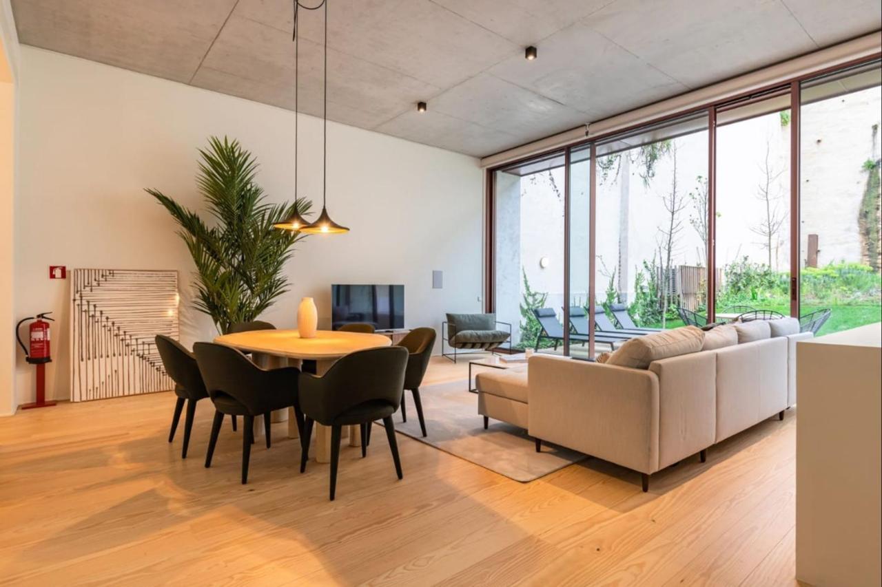 Hidden Pearl W/ Patio & Pool By Lovelystay Lisboa Exterior foto